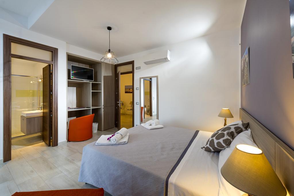 Villa Delle Anfore 스코펠로 객실 사진