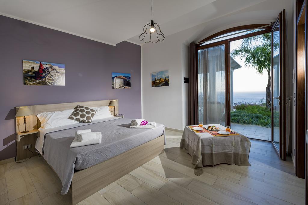 Villa Delle Anfore 스코펠로 객실 사진